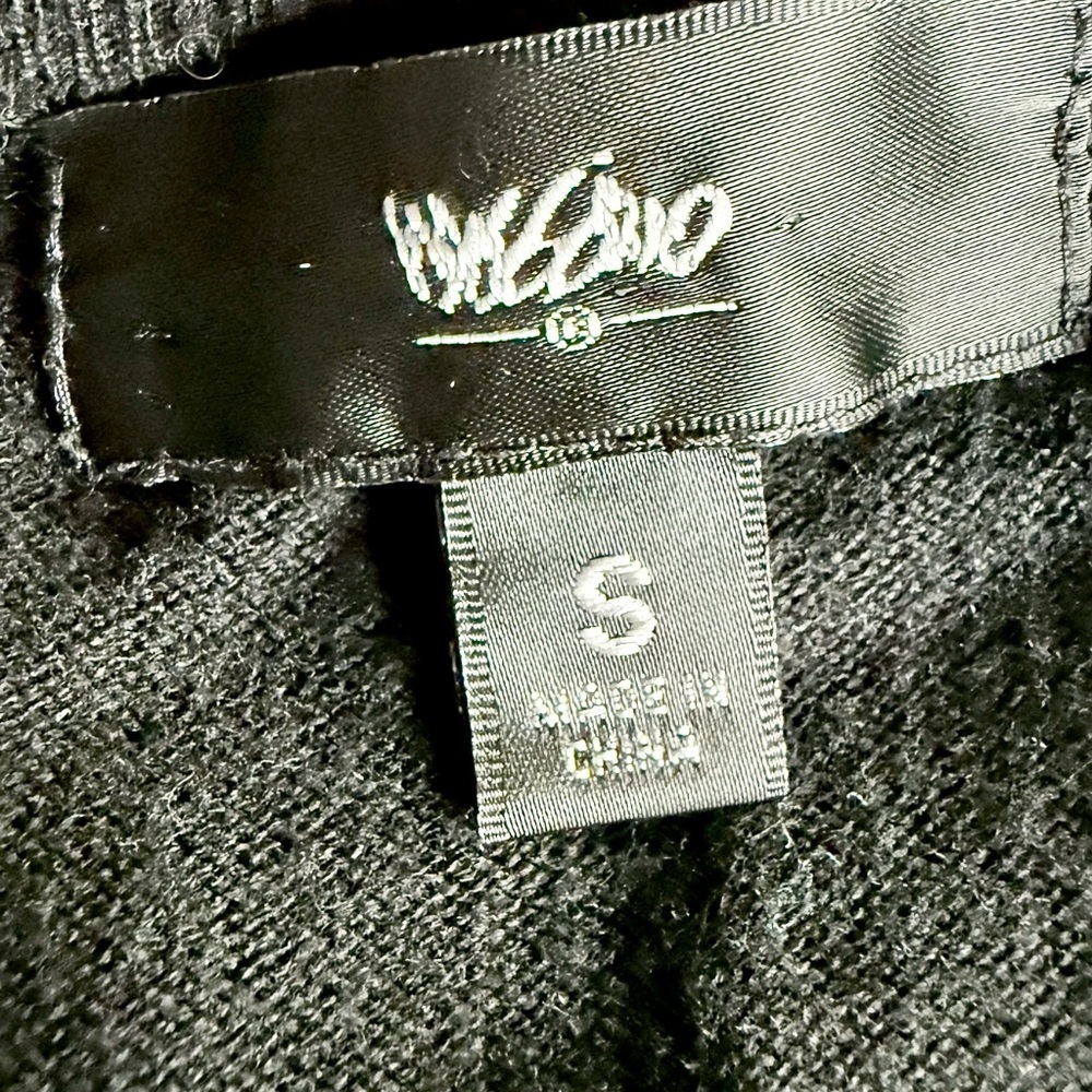 Target Dark Gray Knit Top - Picture 7 of 8